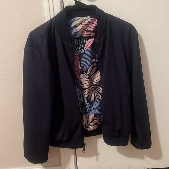 Jacket - Picture 1 of 2